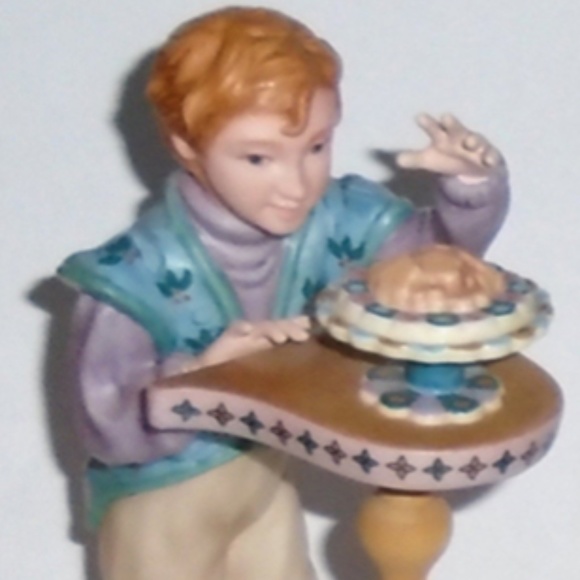 Figurine "Frogs & Snails" by Vivi - #702 of 1650 - Two Pieces - Boy and Plaque - Picture 5 of 7